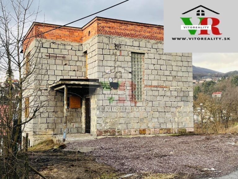 Vendesi casa unifamiliare in via Moyzesova a Nová Baňa – foto 3