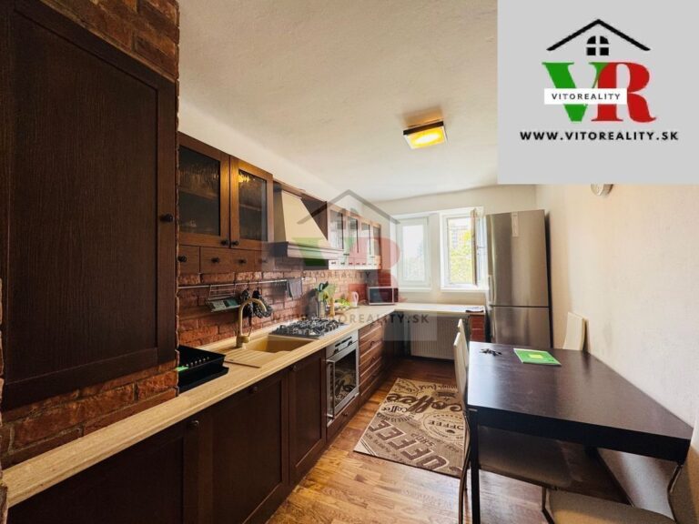 2–izbový byt na Vajanského ulici s rozlohou 64m² plus pivnica