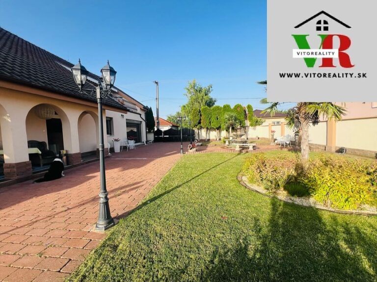 Affittasi villa familiare con piscina e garage doppio in zona tranquilla a Komjatice – foto 3