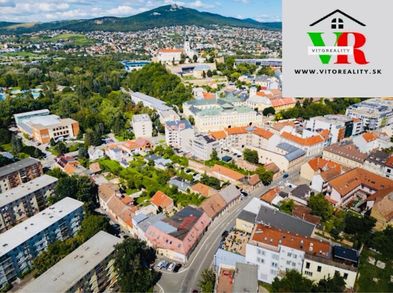 Erstklassiges Grundstück von 4.213 m² für Wohnungsbau direkt im Stadtzentrum – Foto 3