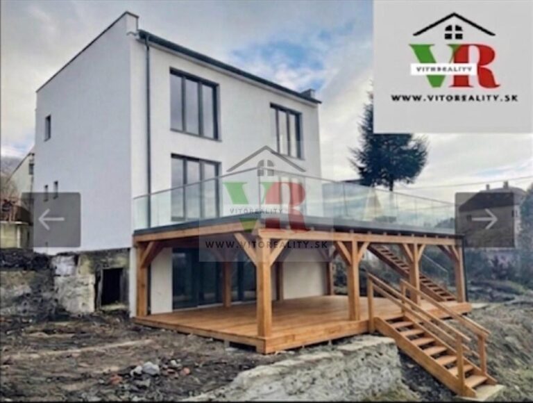 Vendesi casa unifamiliare in via Moyzesova a Nová Baňa – foto 2