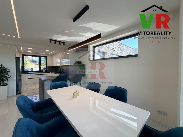 Family house – new-build bungalow of 200 m² with a pool and tasteful furnishings – photo 4