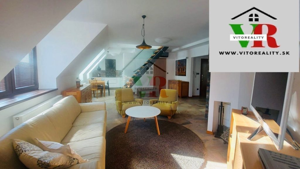 Attraktive 3-Zimmer-Maisonette mit 100 m², 2 Bäder, 2 WCs, Klimaanlage, Parkplatz im Hof, Terrasse mit schönem Stadtblick – Foto 1