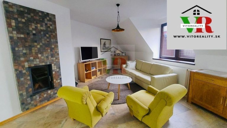 Attraktive 3-Zimmer-Maisonette mit 100 m², 2 Bäder, 2 WCs, Klimaanlage, Parkplatz im Hof, Terrasse mit schönem Stadtblick – Foto 2