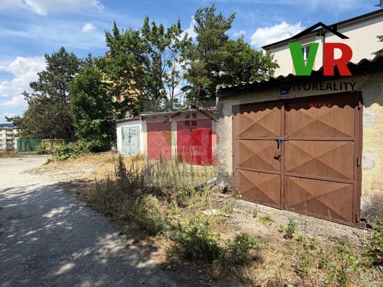 Montovaná garáž na predaj s rozlohou 22 m2 v centre mesta na Fabrickej ulici