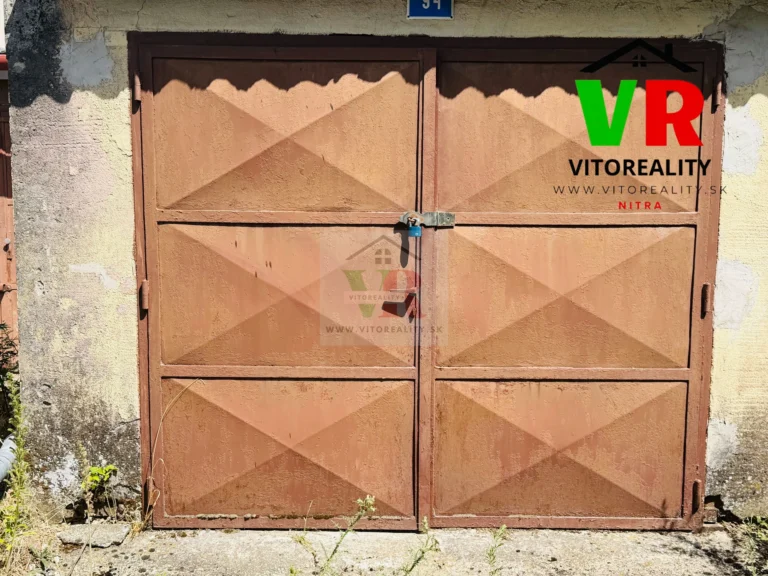 Affittasi garage in muratura di 22 m² in centro città, via Fabrická – foto 3