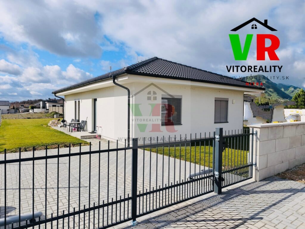 Casa unifamiliar de obra nueva, 4 habitaciones, 120 m² y dos baños en Štitáre – en alquiler – foto 1