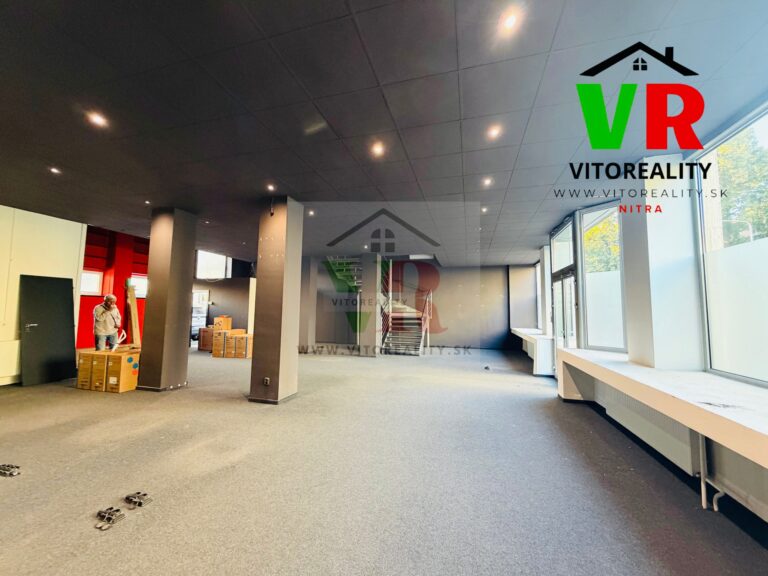 Local comercial de 300 m² en el centro de Nitra – para comercio, hostelería, pub o discoteca – foto 5