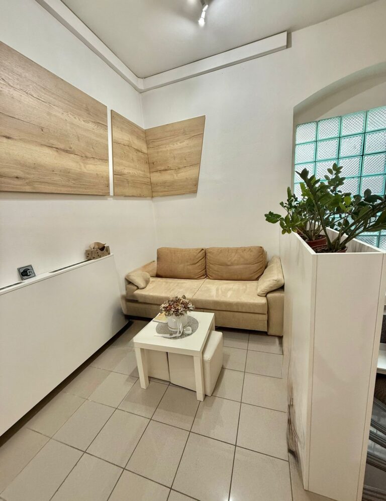 Atractivas oficinas de 60 m² + 32 m² de zonas comunes en la esquina de Farská y Kupecká – foto 2