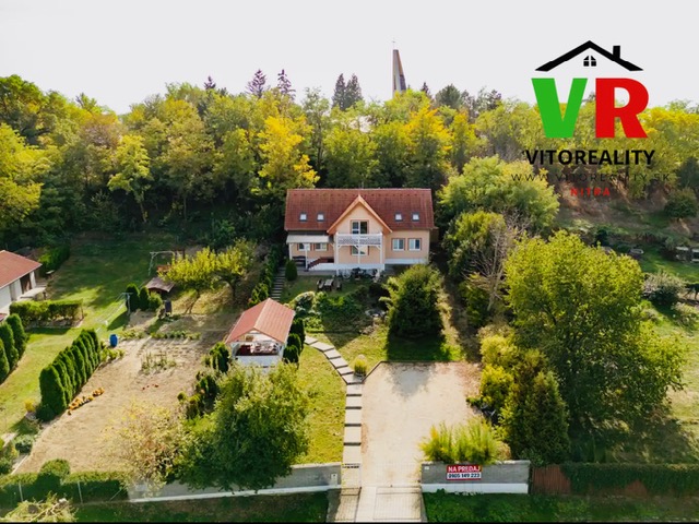 Investičná nehnuteľnosť s 5 apartmánmi v Radave – blízko Podhájskej a baterkárne v Šuranoch